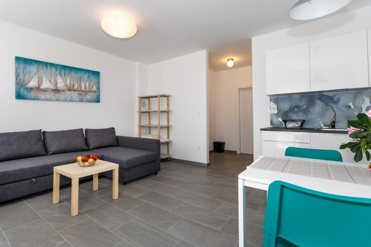 Golden Island Apartments Крк Экстерьер фото