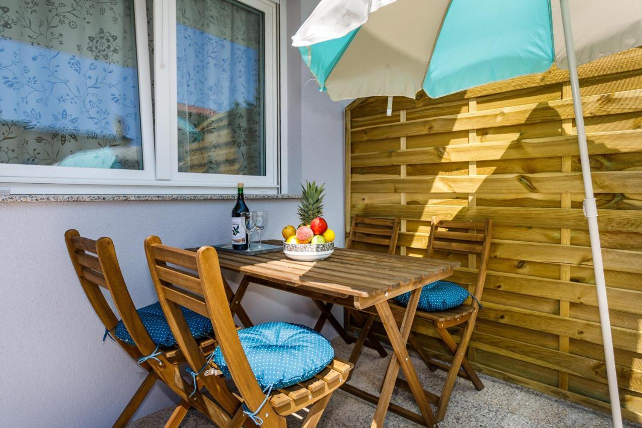 Golden Island Apartments Крк Экстерьер фото