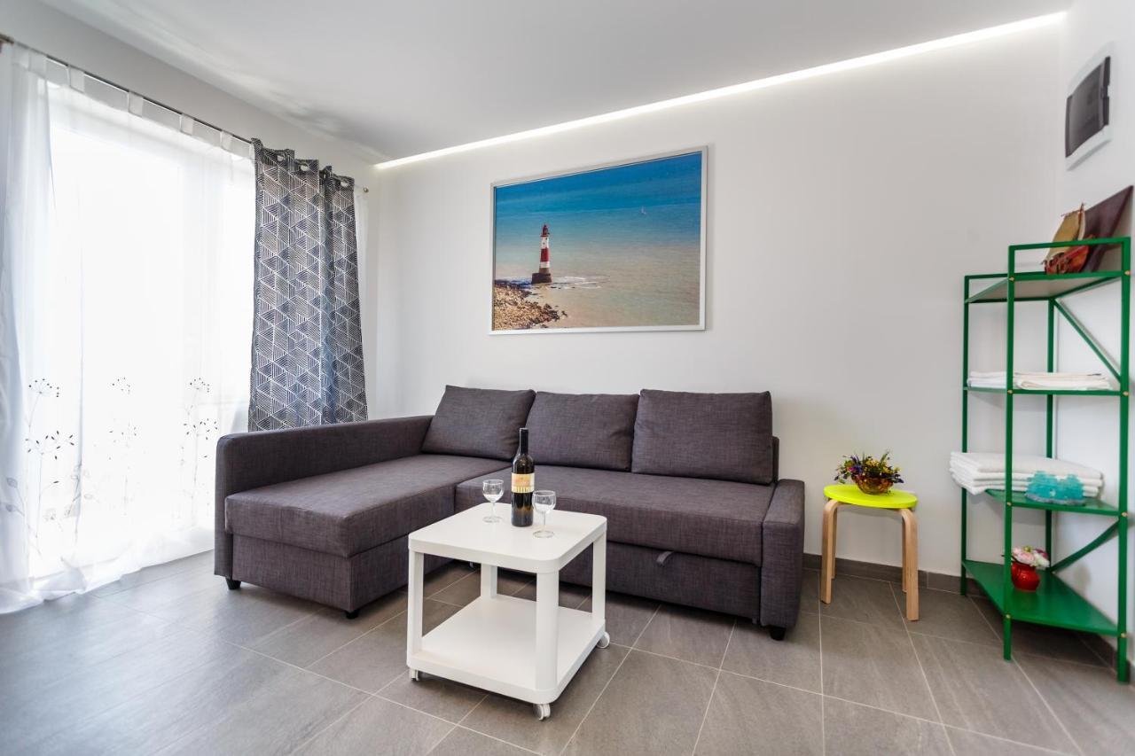 Golden Island Apartments Крк Экстерьер фото