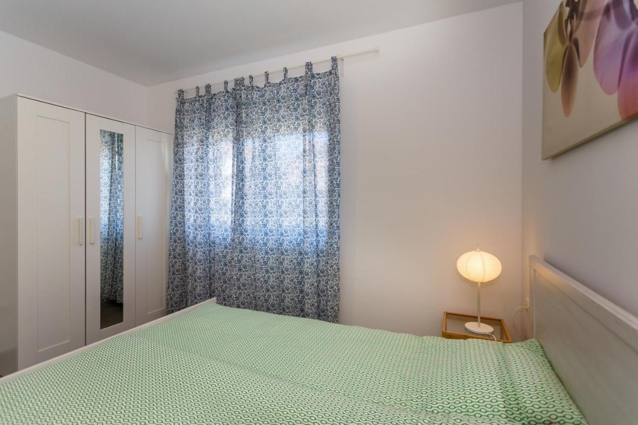 Golden Island Apartments Крк Экстерьер фото