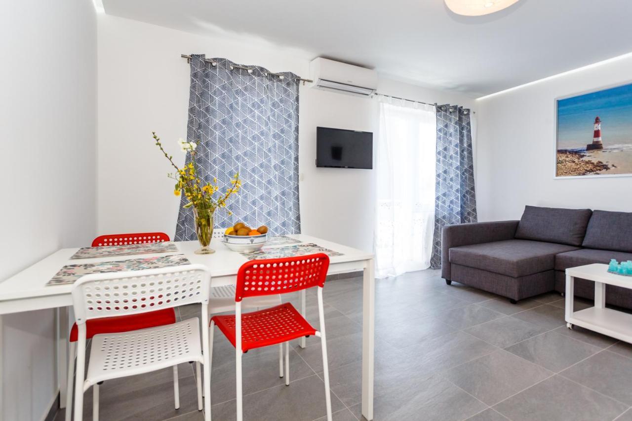 Golden Island Apartments Крк Экстерьер фото