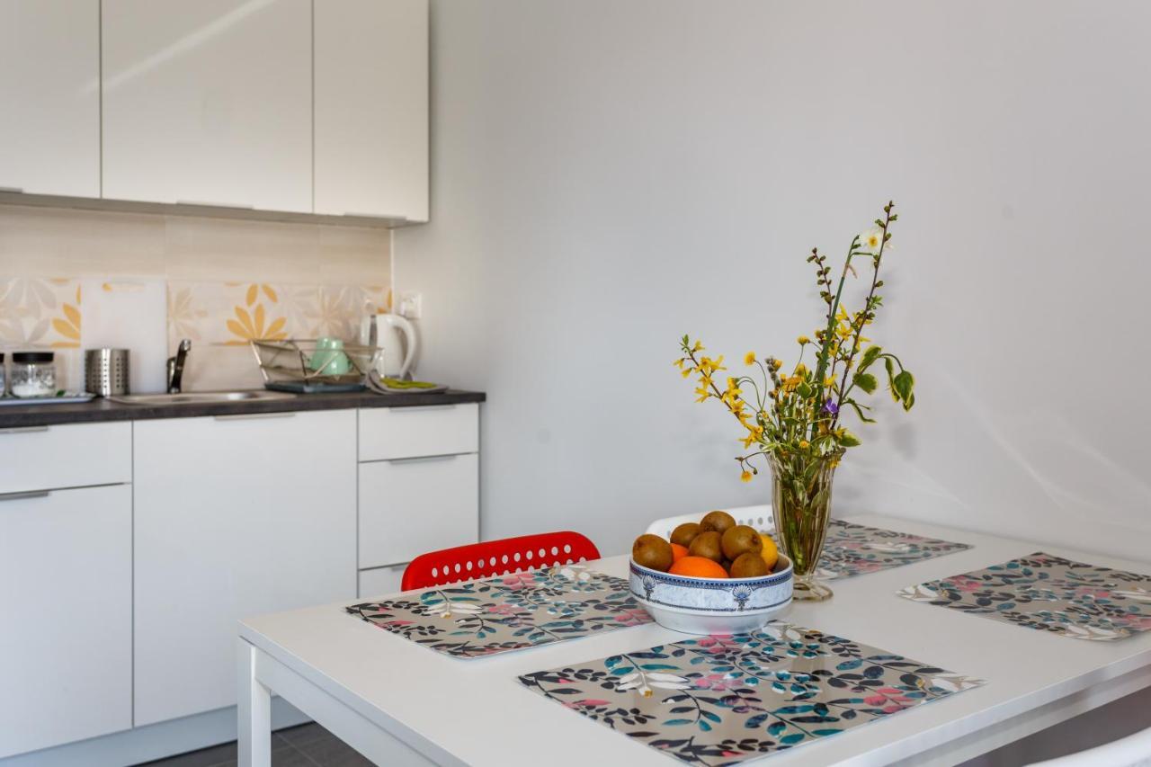 Golden Island Apartments Крк Экстерьер фото